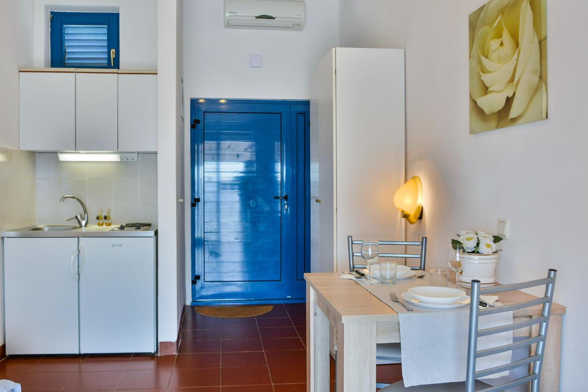 Apartments Miki Донья-Клада Екстер'єр фото